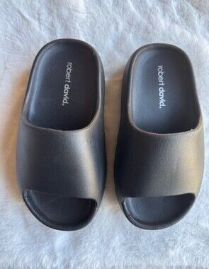 Robert David Black Slides Size 11 Kids